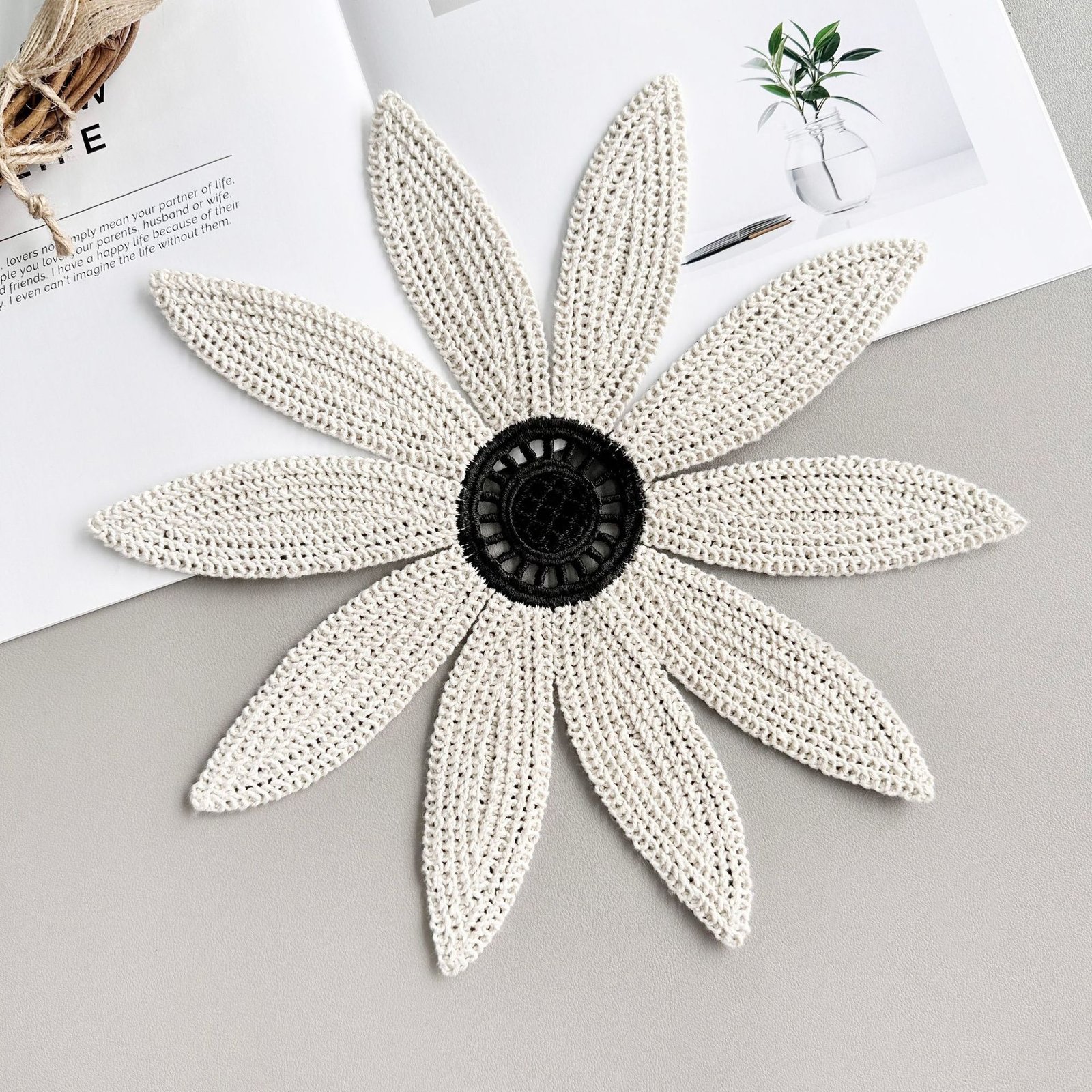 Ivory crochet flower applique handmade water soluble embroidery lace patch for sewing and decoration