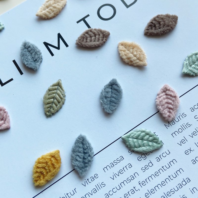 Assorted Mini Leaf Appliques Fabric Handmade Felt Leaves for Scrapbooking, DIY Accessories, and Decorations