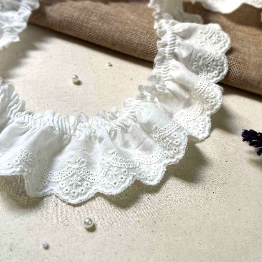 Elegant cotton lace trim 5.3cm wide with ruffled embroidery edge for clothing and crafts