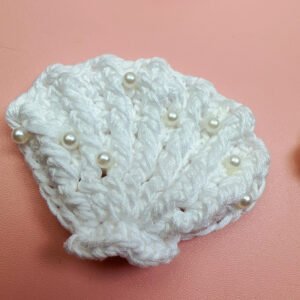 Pearl embellished cotton crochet seashell appliqué patch for sewing and accessories