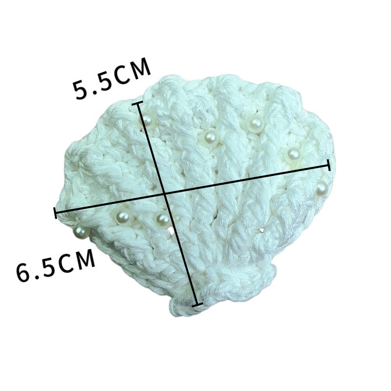 Small crochet seashell appliqué with pearl decoration 5.5×6.5cm for handmade projects